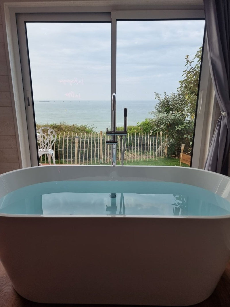 La Bayeuzen - La mer - Love’nSpa - weekend en amoureux, love rooms avec spa ou jacuzzi privatif1 de La Bayeuzen - La mer

