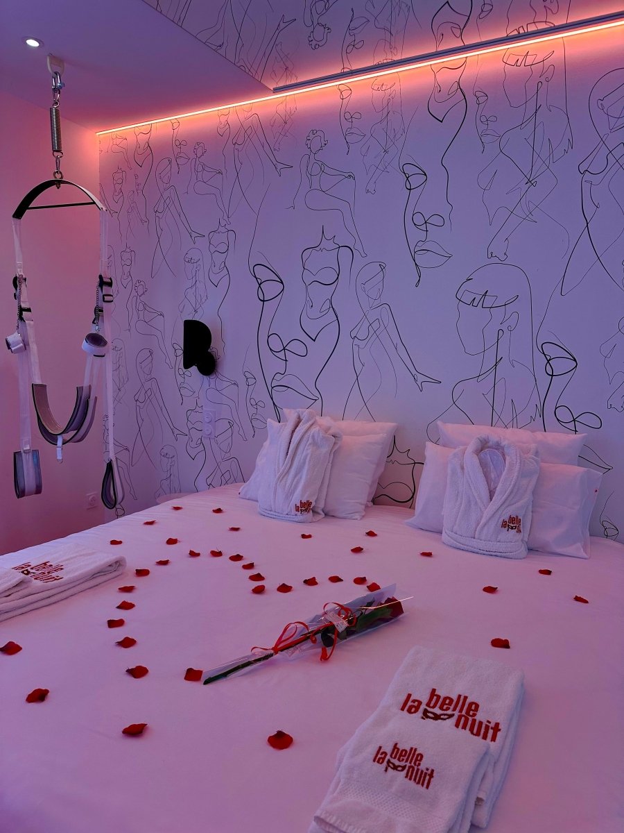 La Belle Nuit - Nuit Eternelle - Love’nSpa - weekend en amoureux, love rooms avec spa ou jacuzzi privatif2 de The Beautiful Night - Eternal Night
