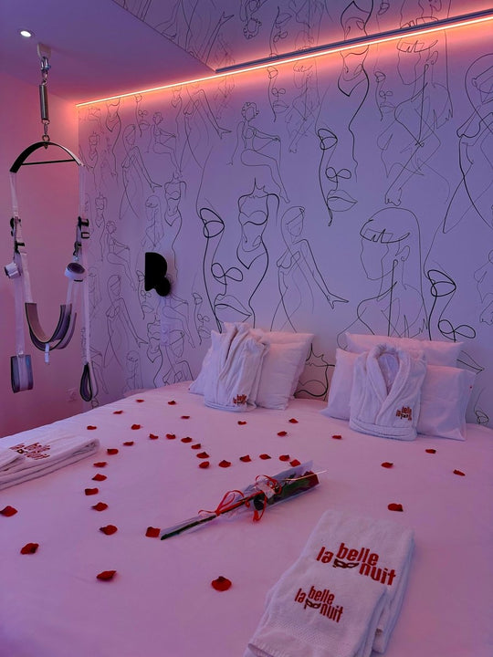 La Belle Nuit - Nuit Eternelle - Love’nSpa - weekend en amoureux, love rooms avec spa ou jacuzzi privatif