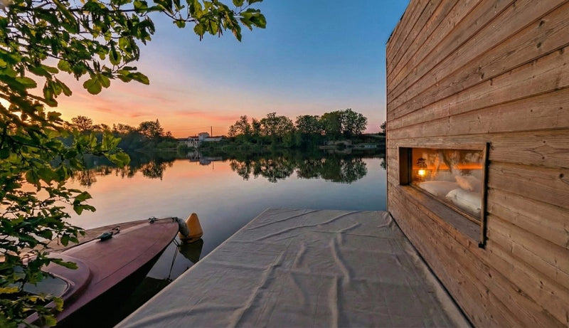 La Cabane Flottante - Love’nSpa - weekend en amoureux, love rooms avec spa ou jacuzzi privatif1 de La Cabane Flottante

