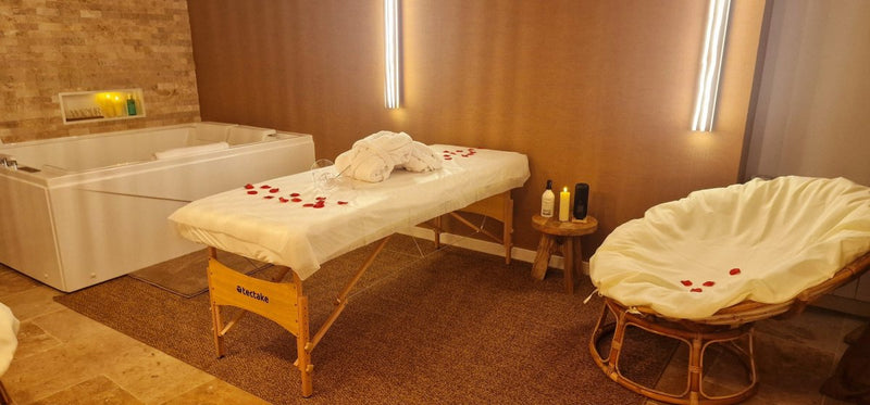 La Cadurcienne - Love’nSpa - weekend en amoureux, love rooms avec spa ou jacuzzi privatif