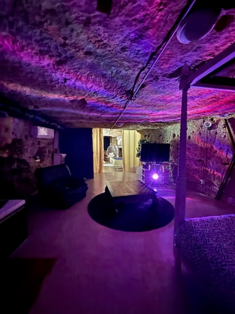 La Cave Secrète - Love’nSpa - weekend en amoureux, love rooms avec spa ou jacuzzi privatif9 de La Cave Secrète
