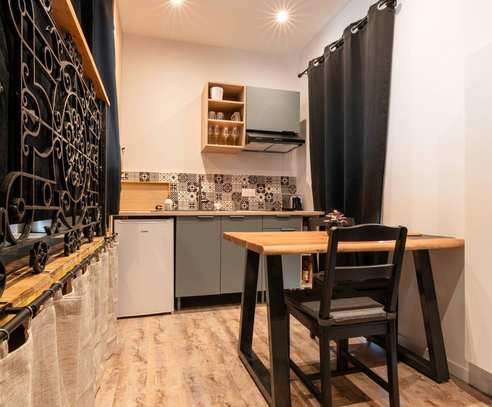 La Discrète - Love’nSpa - weekend en amoureux, love rooms avec spa ou jacuzzi privatif4 de La Discrète
