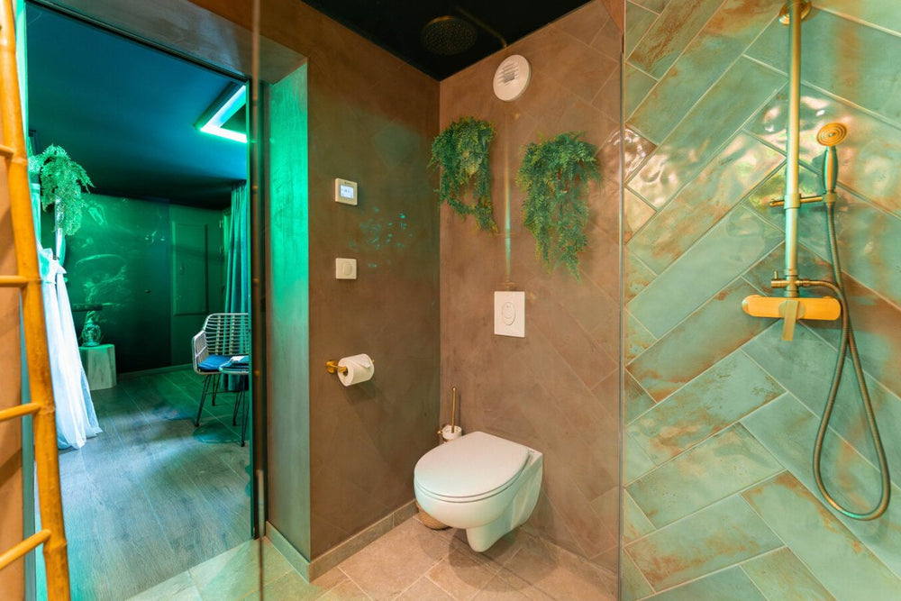 La Forêt Enchantée - Love Room à thème - Jacuzzi - Love’nSpa - weekend en amoureux, love rooms avec spa ou jacuzzi privatif5 de La Forêt Enchantée - Love Room à thème - Jacuzzi
