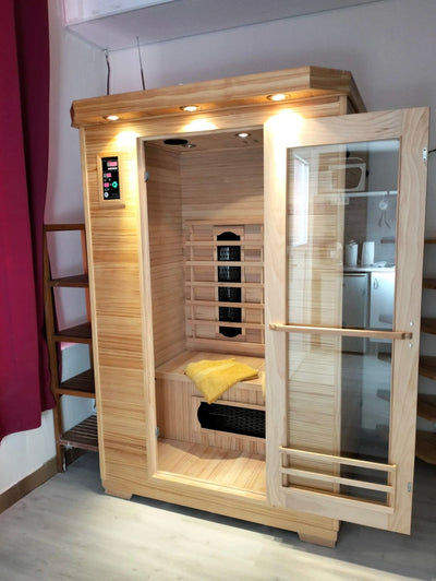 la lovecoquine chez loveroom Toulon - Love’nSpa - weekend en amoureux, love rooms avec spa ou jacuzzi privatif