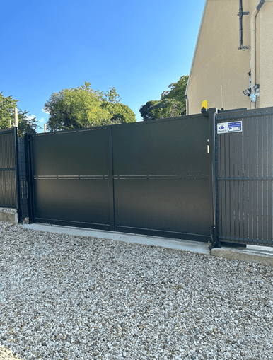 LA MAISON DES PLAISIRS - Love’nSpa - weekend en amoureux, love rooms avec spa ou jacuzzi privatif17 de LA MAISON DES PLAISIRS
