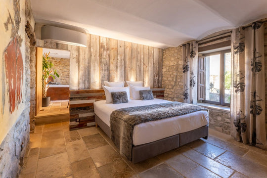La Maison du Passage - Le Repos du Guerrier - Love’nSpa - weekend en amoureux, love rooms avec spa ou jacuzzi privatif