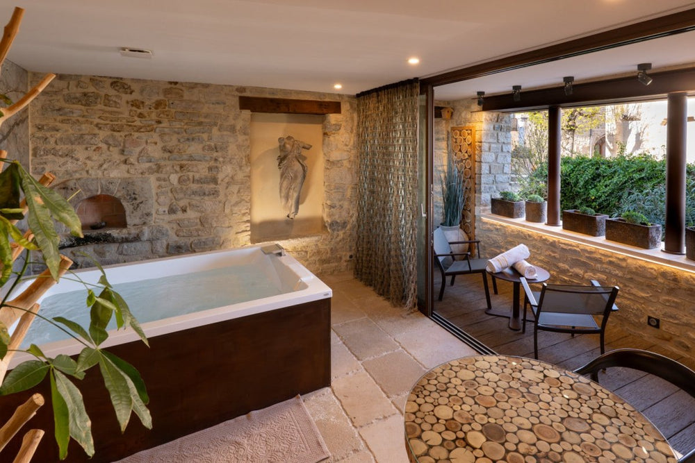 La Maison du Passage - Le Repos du Guerrier - Love’nSpa - weekend en amoureux, love rooms avec spa ou jacuzzi privatif1 de La Maison du Passage - Le Repos du Guerrier
