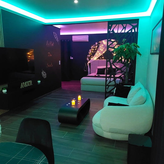 LA NUIT DES SECRETS - Love’nSpa - weekend en amoureux, love rooms avec spa ou jacuzzi privatif