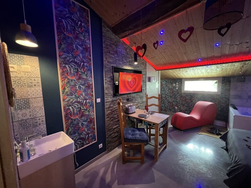 La parenthèse - ZEN - Love’nSpa - weekend en amoureux, love rooms avec spa ou jacuzzi privatif10 de La parenthèse - ZEN
