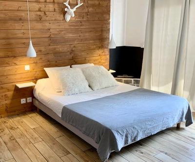 La Perle du Voyageur - Suite Scandinave - Love’nSpa - weekend en amoureux, love rooms avec spa ou jacuzzi privatif