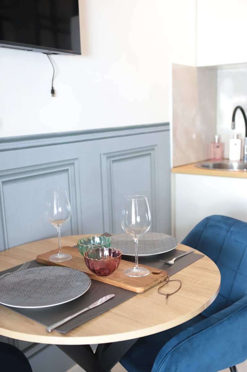 La Petite Suite - Love’nSpa - weekend en amoureux, love rooms avec spa ou jacuzzi privatif4 de La Petite Suite
