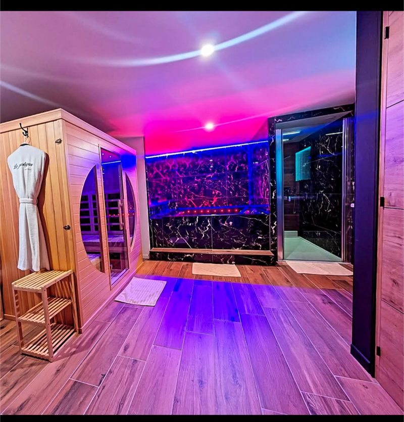 La Prestigieuse - Love’nSpa - weekend en amoureux, love rooms avec spa ou jacuzzi privatif3 de La Prestigieuse
