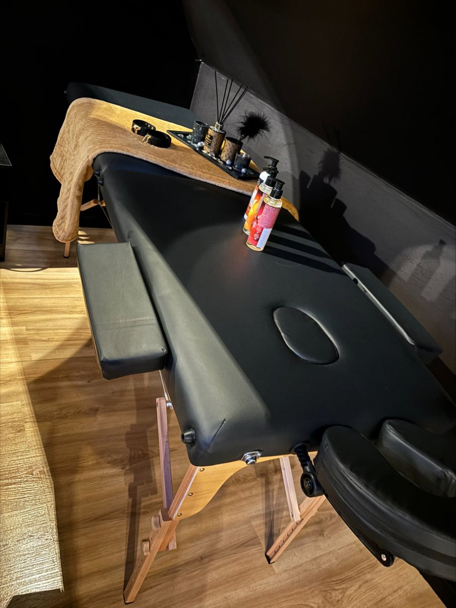 La Sainteny Touch - Love’nSpa - weekend en amoureux, love rooms avec spa ou jacuzzi privatif10 de La Sainteny Touch
