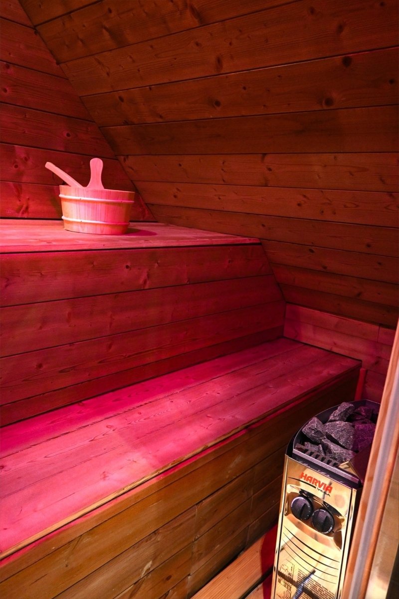 La Sainteny Touch - Love’nSpa - weekend en amoureux, love rooms avec spa ou jacuzzi privatif3 de La Sainteny Touch
