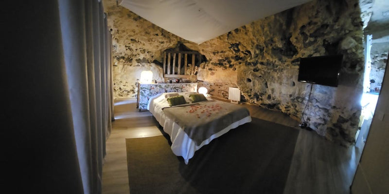 la suite des fouleries - Love’nSpa - weekend en amoureux, love rooms avec spa ou jacuzzi privatif