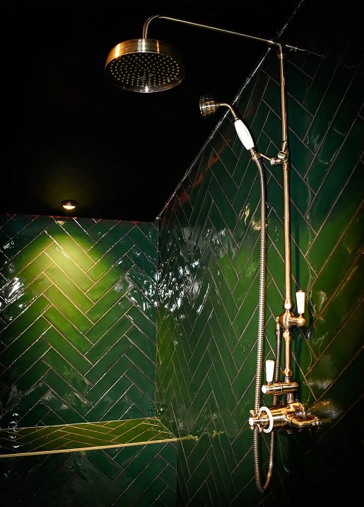 La Suite Étoilée - Love’nSpa - weekend en amoureux, love rooms avec spa ou jacuzzi privatif14 de La Suite Étoilée
