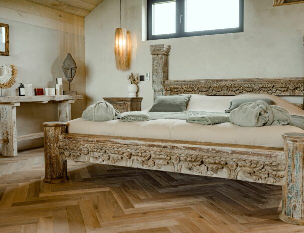 La Suite Hindi - Love’nSpa - weekend en amoureux, love rooms avec spa ou jacuzzi privatif6 de La Suite Hindi
