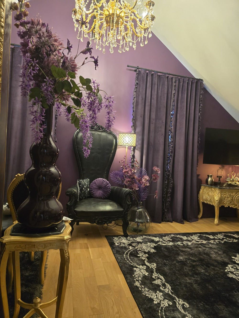 La Suite Impériale - Love’nSpa - weekend en amoureux, love rooms avec spa ou jacuzzi privatif11 de La Suite Imperiale
