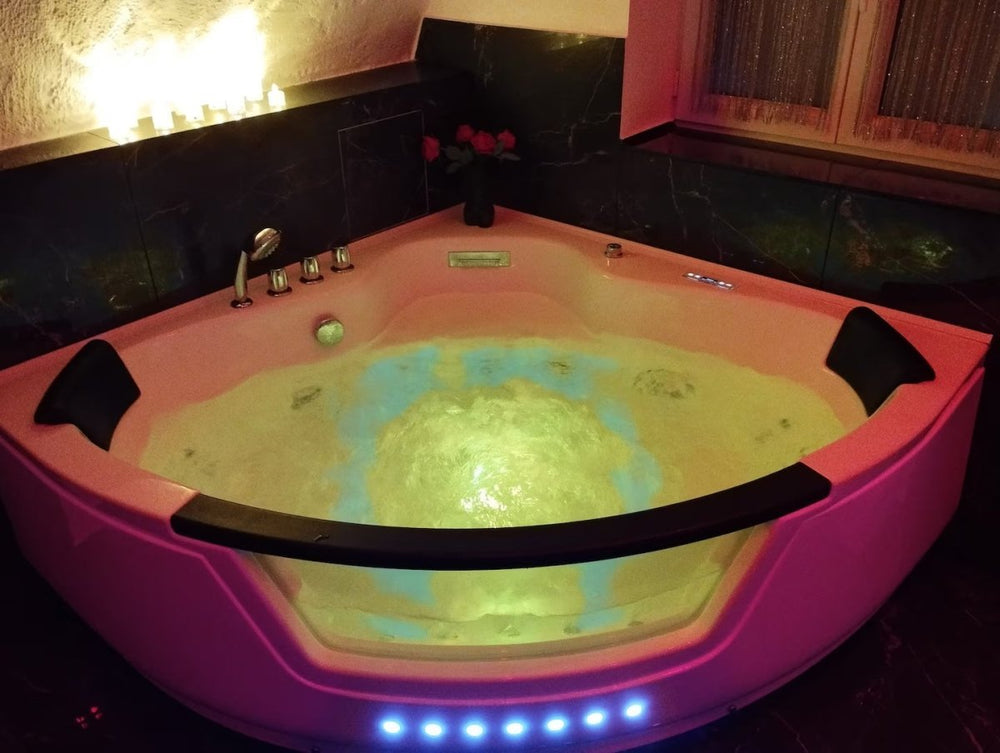 La suite miroir, love room avec jacuzzi - Love’nSpa - weekend en amoureux, love rooms avec spa ou jacuzzi privatif2 de La suite miroir, love room avec jacuzzi
