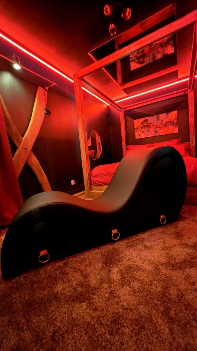 La Suite Obsidienne - Love’nSpa - weekend en amoureux, love rooms avec spa ou jacuzzi privatif2 de La Suite Obsidienne
