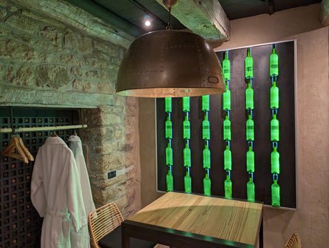 la suite samadhi - Love’nSpa - weekend en amoureux, love rooms avec spa ou jacuzzi privatif4 de Les Suites du Bouddha Bleu - La Suite Samadhi
