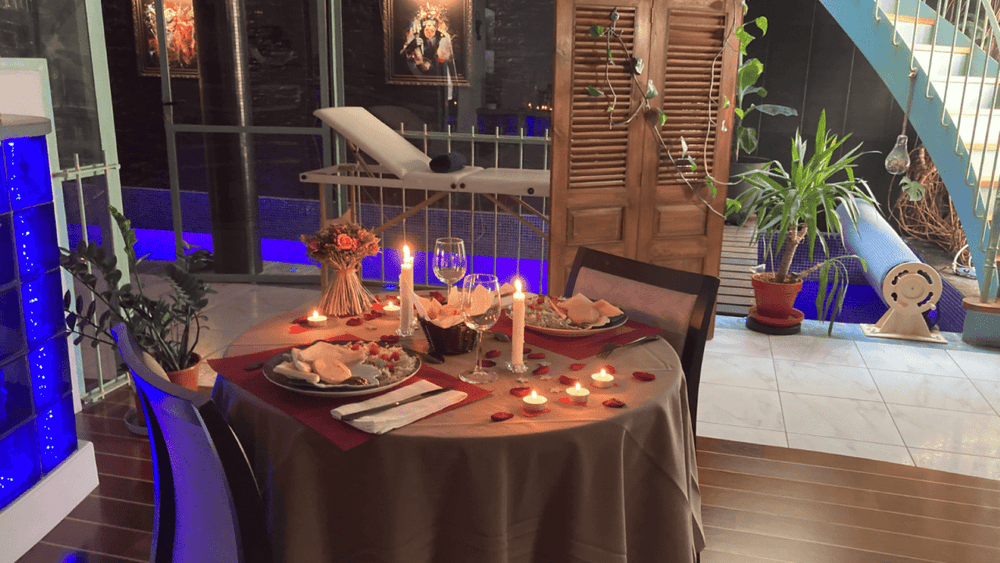 La Suite Secrète - Love’nSpa - weekend en amoureux, love rooms avec spa ou jacuzzi privatif5 de La Suite Secrète
