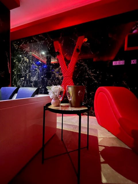 La Tour - Love’nSpa - weekend en amoureux, love rooms avec spa ou jacuzzi privatif