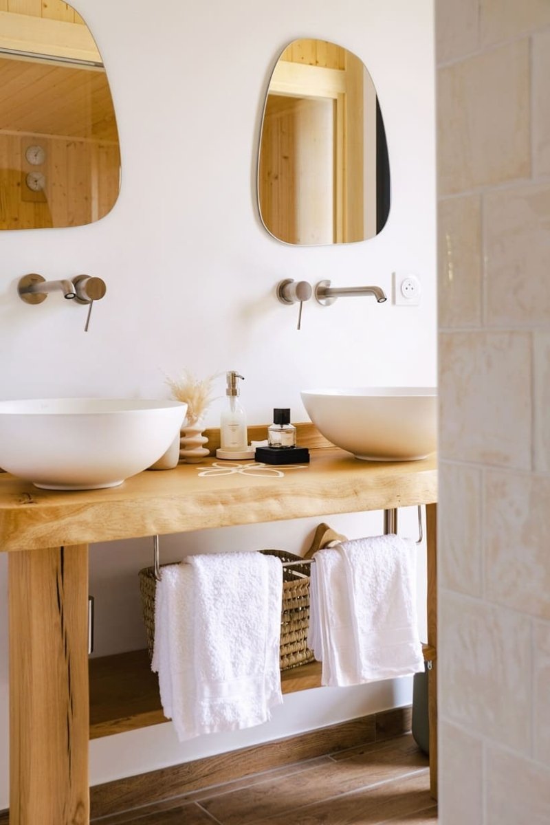 L'authentique - Love’nSpa - weekend en amoureux, love rooms avec spa ou jacuzzi privatif21 de L'orée des lys
