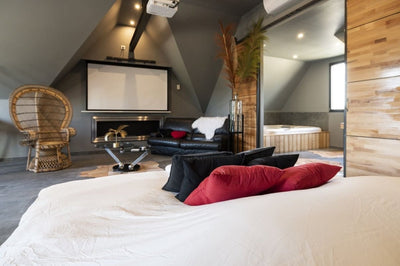 L'AVENTURE - Love’nSpa - weekend en amoureux, love rooms avec spa ou jacuzzi privatif