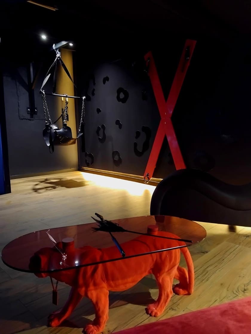 Le Boudoir Interdit - Love’nSpa - weekend en amoureux, love rooms avec spa ou jacuzzi privatif4 de Le Boudoir Interdit
