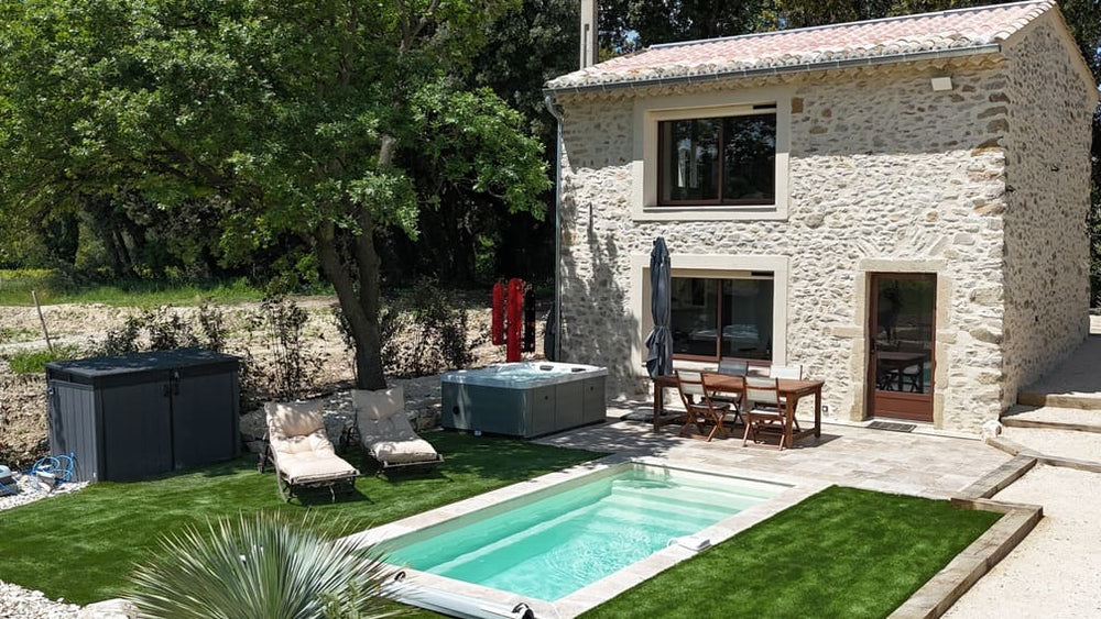 Le Cabanon Douillet - Love’nSpa - weekend en amoureux, love rooms avec spa ou jacuzzi privatif3 de Le Cabanon Douillet
