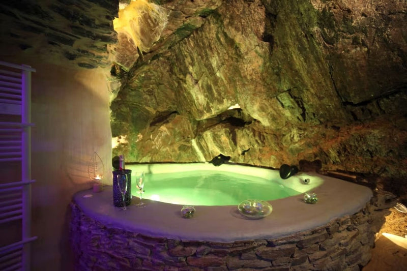 Le Ginkgo Collioure : spa troglodyte - Love’nSpa - weekend en amoureux, love rooms avec spa ou jacuzzi privatif2 de Le Ginkgo Collioure : spa troglodyte

