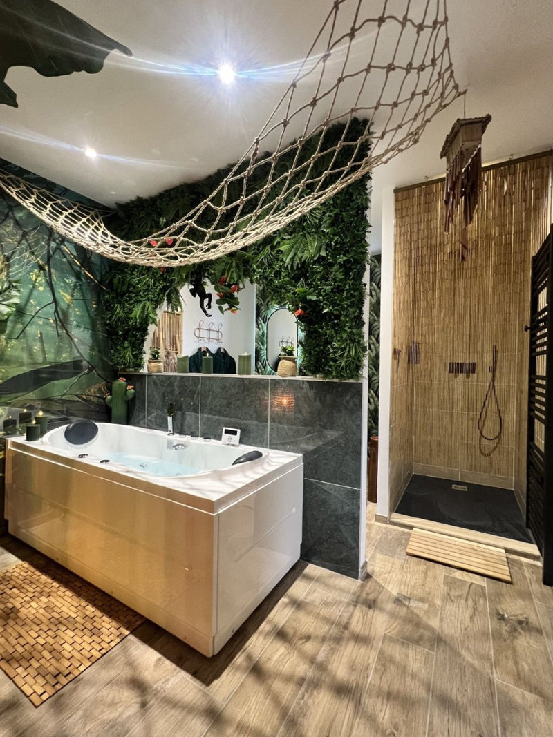 Le Lodge de la Jungle - Love’nSpa - weekend en amoureux, love rooms avec spa ou jacuzzi privatif4 de Le Lodge de la Jungle
