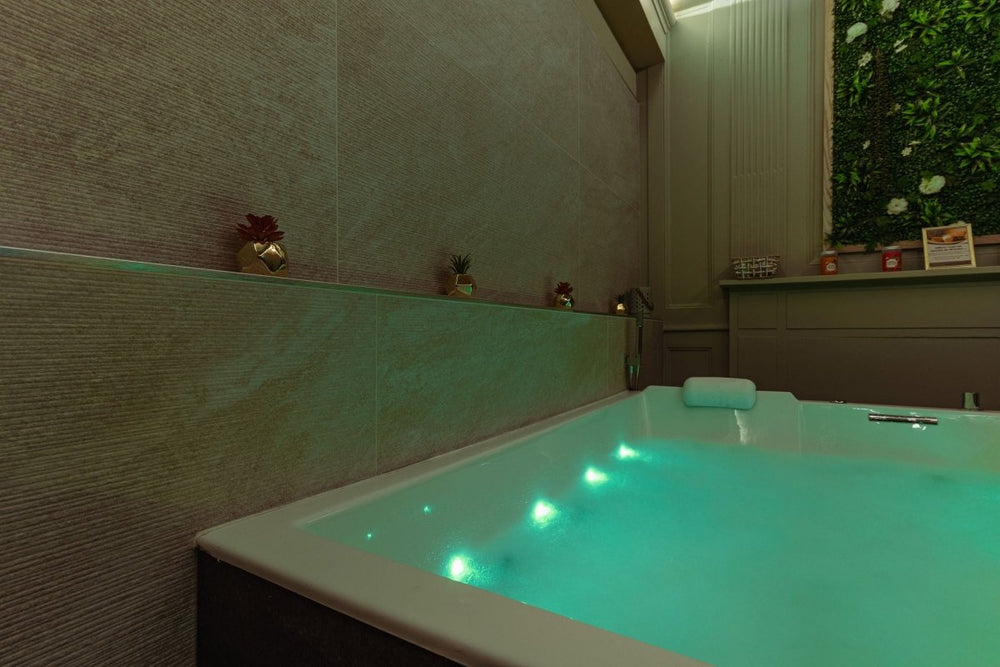 Le Love Castel - Love’nSpa - weekend en amoureux, love rooms avec spa ou jacuzzi privatif4 de Le Love Castel
