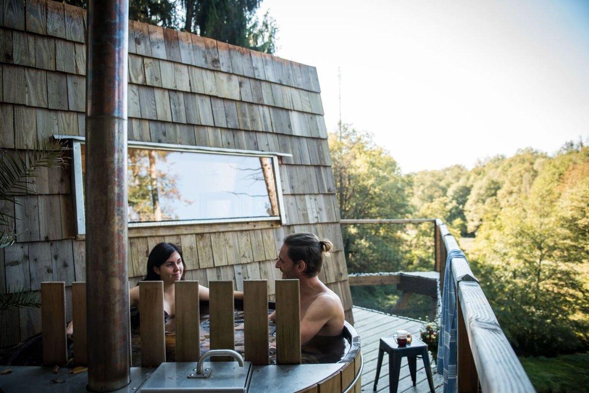 Le Moulin de la Jarousse - Cabane Belle étoile - Love’nSpa - weekend en amoureux, love rooms avec spa ou jacuzzi privatifLe Moulin de la Jarousse - Cabane Belle étoile
