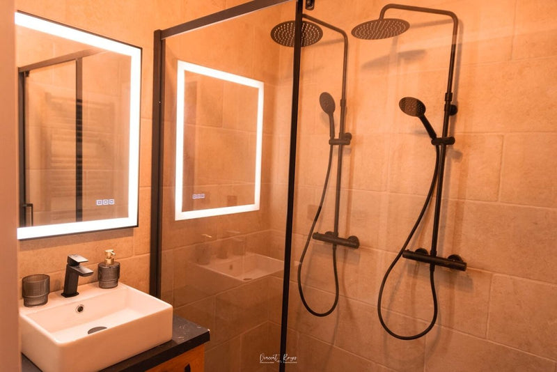 LE PAVILLON DES AMANTS - Love’nSpa - weekend en amoureux, love rooms avec spa ou jacuzzi privatif
