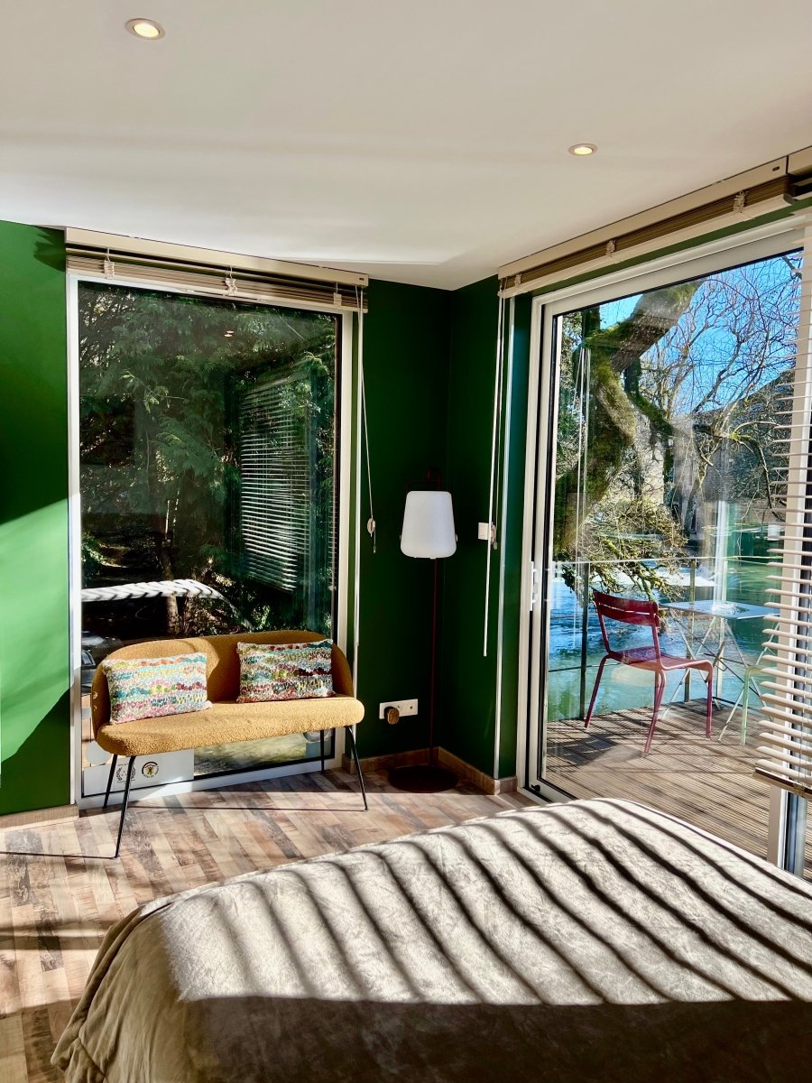 Le Pont de La Roche - La Cabane - Love’nSpa - weekend en amoureux, love rooms avec spa ou jacuzzi privatif6 de Le Pont de La Roche - La Cabane
