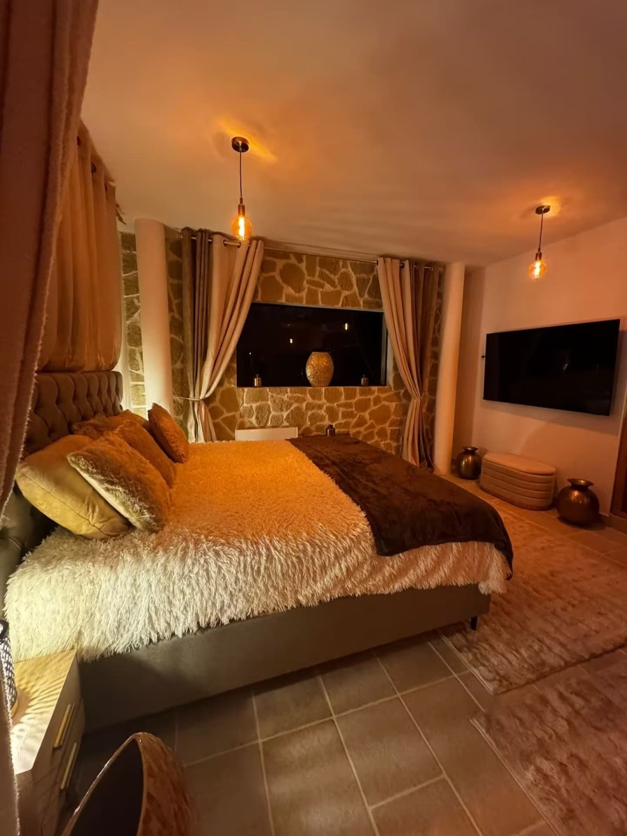 Le relais du Clos - Love’nSpa - weekend en amoureux, love rooms avec spa ou jacuzzi privatif5 de Le relais du Clos
