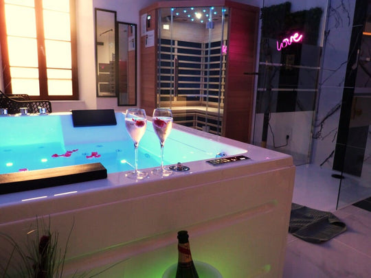 Le Triplex Romantique - Love’nSpa - weekend en amoureux, love rooms avec spa ou jacuzzi privatif