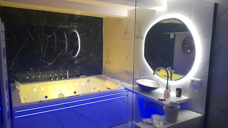 LE YADEN Jaccuzi Mucem/la Major - Love’nSpa - weekend en amoureux, love rooms avec spa ou jacuzzi privatif1 de LE YADEN Jaccuzi Mucem/la Major
