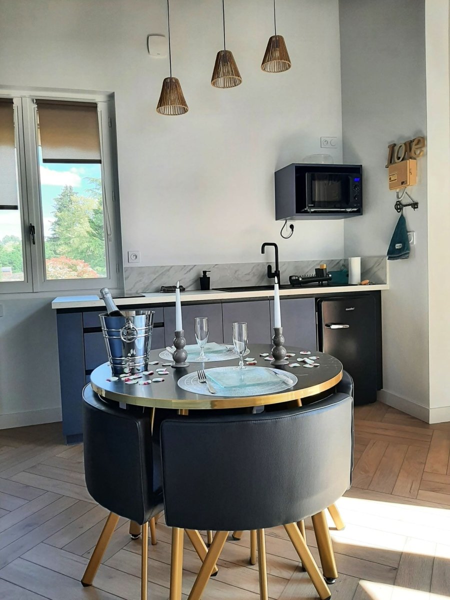 L'Ecrin Dakoté - Love’nSpa - weekend en amoureux, love rooms avec spa ou jacuzzi privatif14 de L'Ecrin Dakoté
