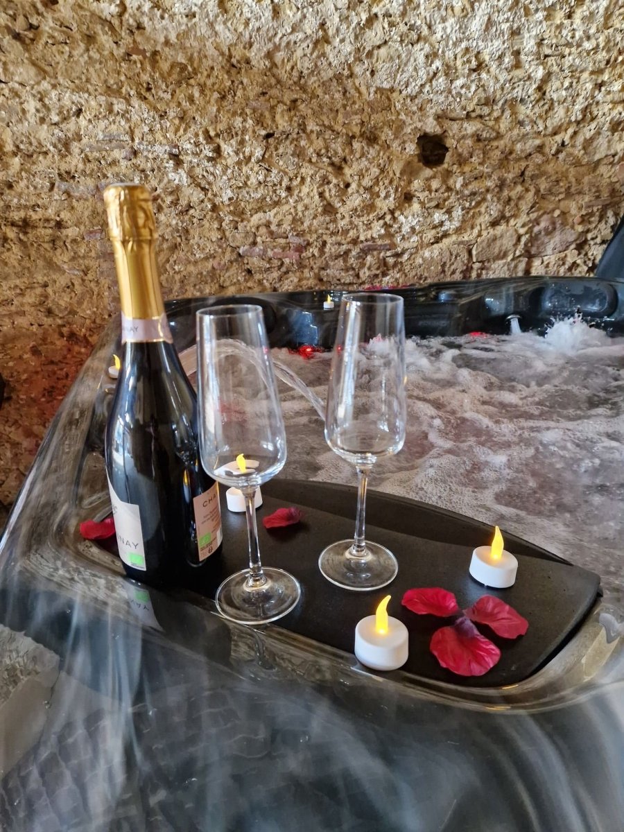 L'Ecrin d'Amour - Love’nSpa - weekend en amoureux, love rooms avec spa ou jacuzzi privatif1 de L'Ecrin d'Amour
