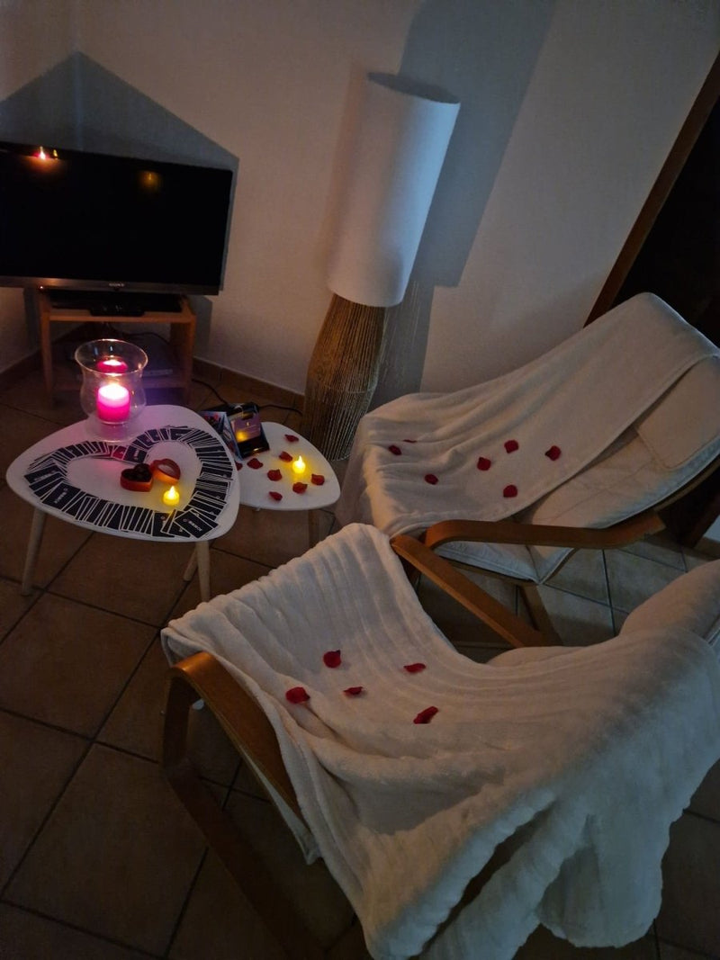 L'Ecrin d'Amour - Love’nSpa - weekend en amoureux, love rooms avec spa ou jacuzzi privatif2 de L'Ecrin d'Amour
