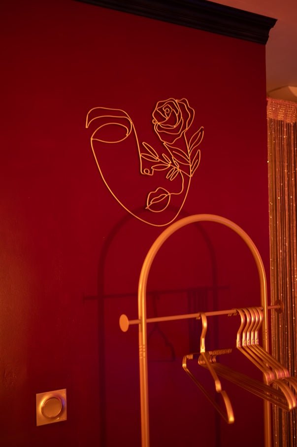 L'Écrin de Fauve - Jacuzzi XXL privatif - Love’nSpa - weekend en amoureux, love rooms avec spa ou jacuzzi privatif14 de L'Écrin de Fauve - Jacuzzi XXL privatif
