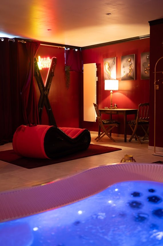 L'Écrin de Fauve - Jacuzzi XXL privatif - Love’nSpa - weekend en amoureux, love rooms avec spa ou jacuzzi privatif2 de L'Écrin de Fauve - Jacuzzi XXL privatif
