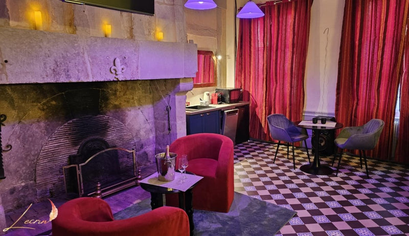 L'écrin - La Suite médiévale - Love’nSpa - weekend en amoureux, love rooms avec spa ou jacuzzi privatif1 de L'écrin - La Suite médiévale
