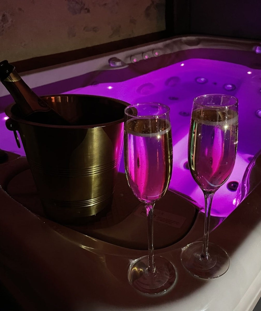L'éden des 5 sens - Love’nSpa - weekend en amoureux, love rooms avec spa ou jacuzzi privatif2 de L'éden des 5 sens
