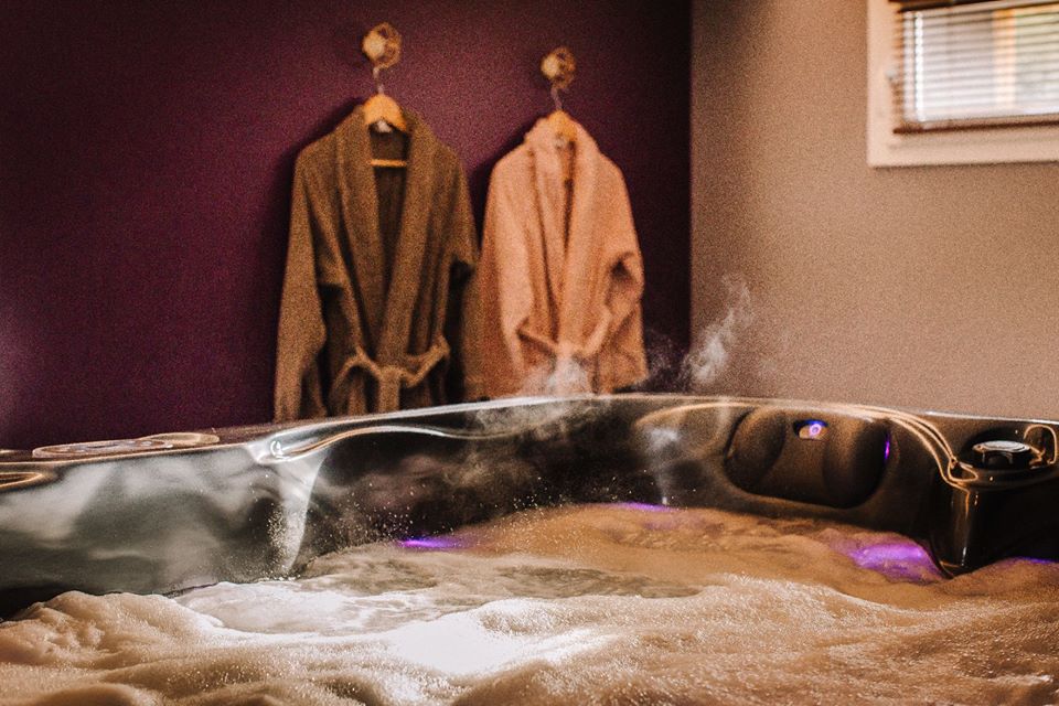 L'Élixir Vitré - La Suite de l'Elixir - Love’nSpa - weekend en amoureux, love rooms avec spa ou jacuzzi privatif6 de L'Élixir Vitré - La Suite de l'Elixir
