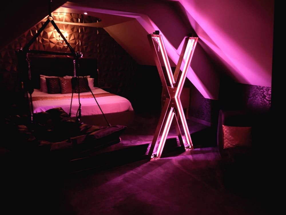 L'Élixir Vitré - La Suite de l'Elixir - Love’nSpa - weekend en amoureux, love rooms avec spa ou jacuzzi privatif9 de L'Élixir Vitré - La Suite de l'Elixir
